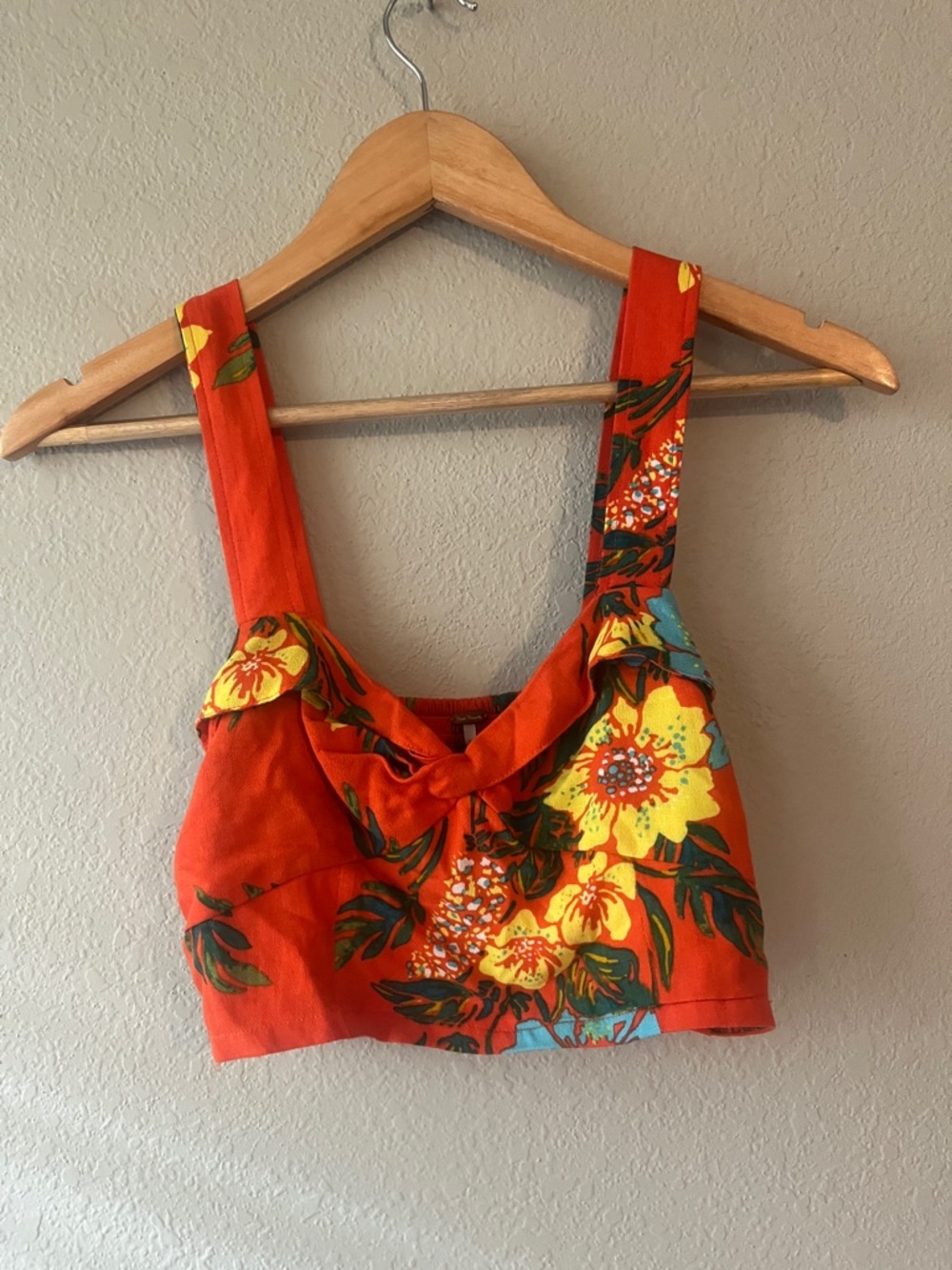 Free People Vibrant Summery Floral Tie-Front Crop Top Size 4